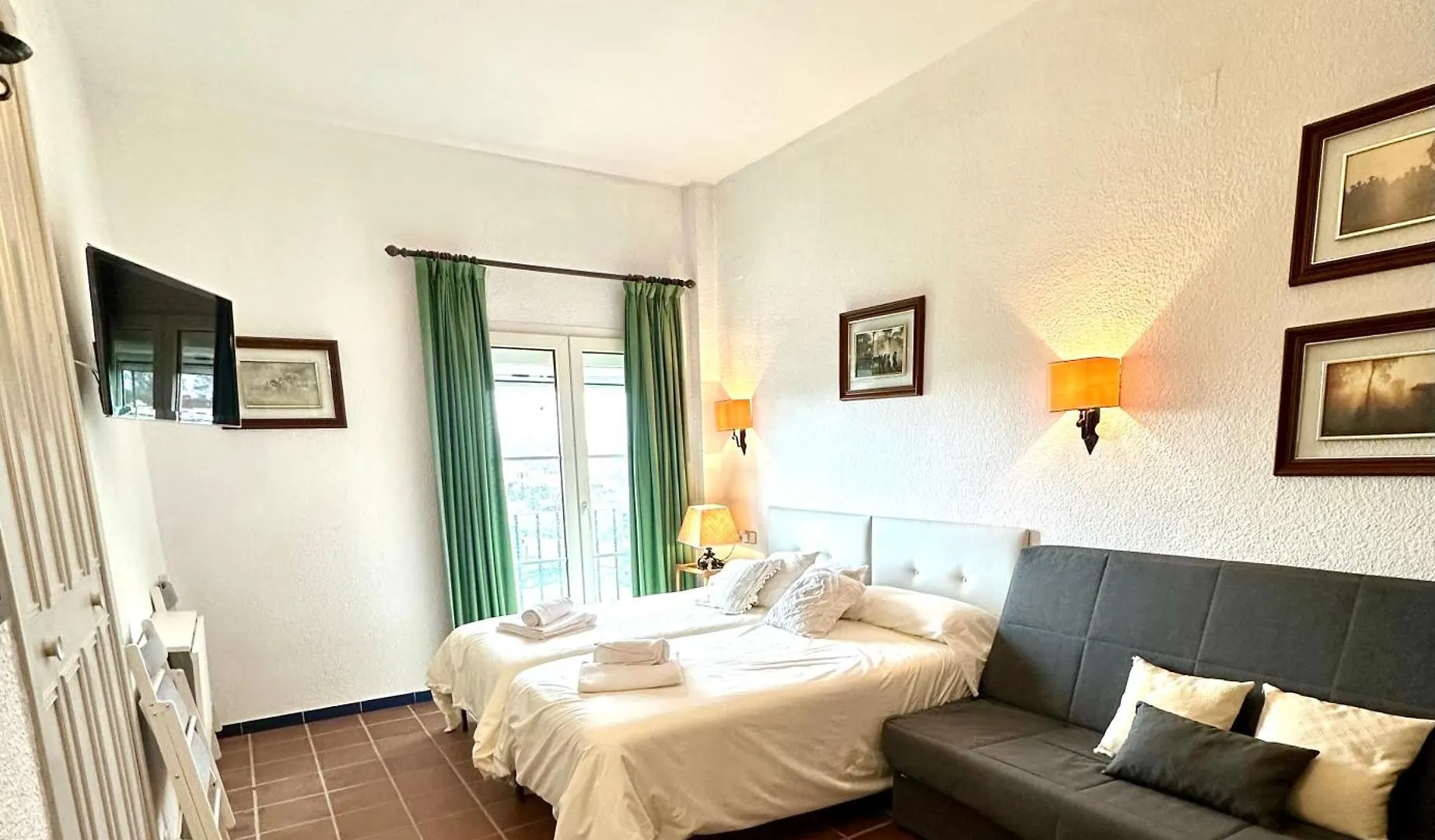 Puente Del Rey, El Rocio Deluxe Apartment 0*,  Spain